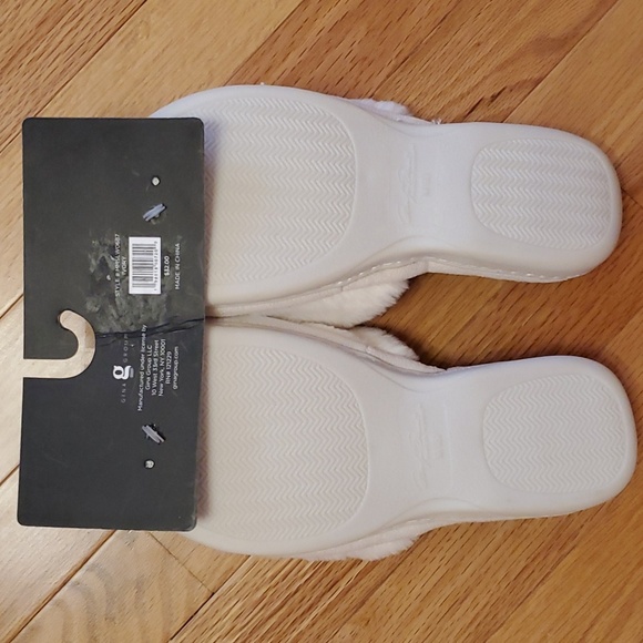 Marilyn Monroe Slippers - Picture 3 of 4